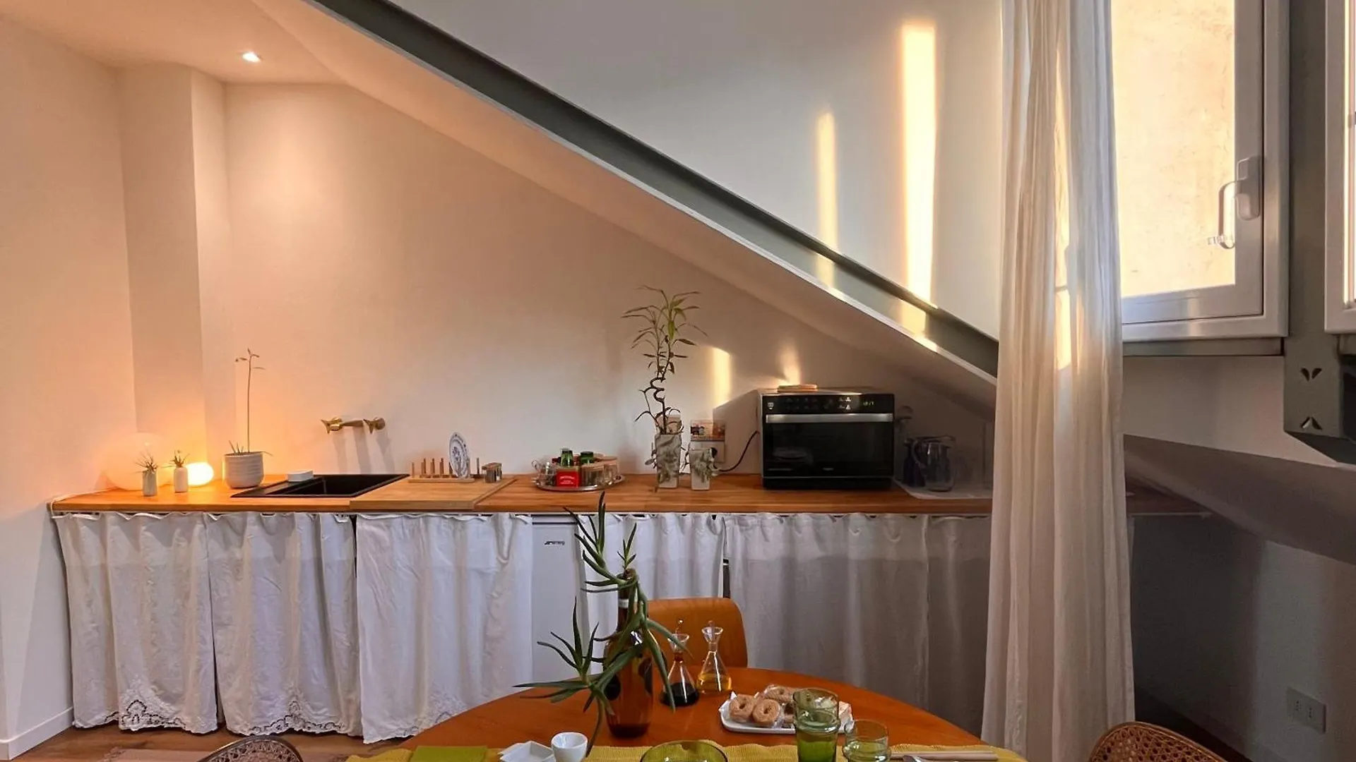 Crocetta 67 - Penthouse Apartment Milan Italy